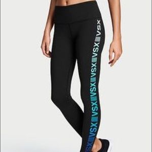 Victoria’s Secret Knockout Leggings